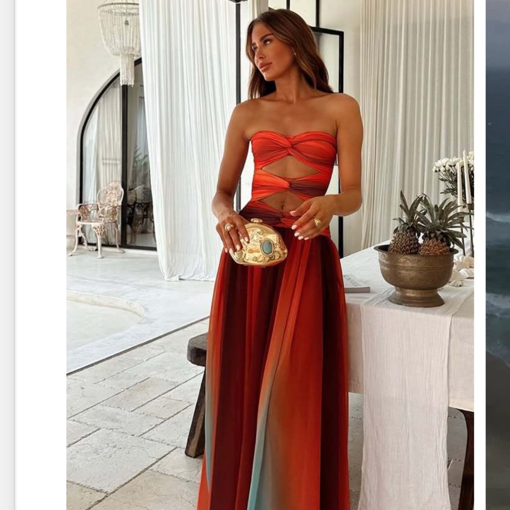 Elegant Red Strapless Dress